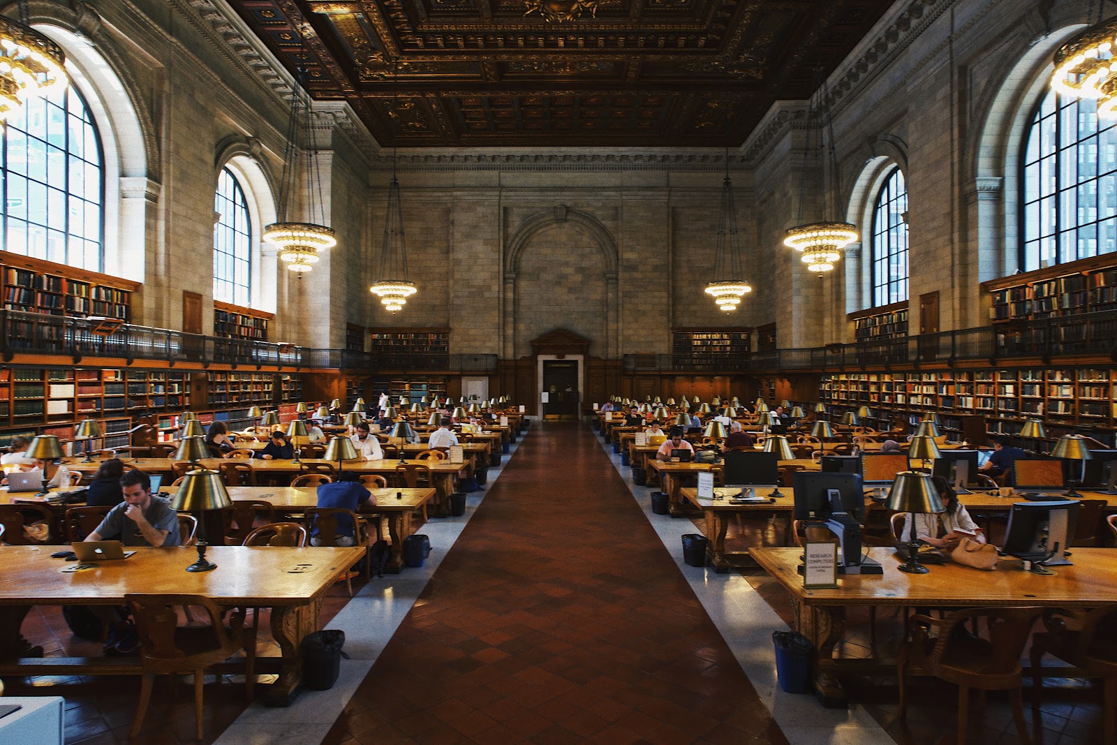 Students studying for paralegal program in Toronto